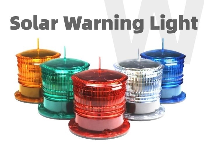 Tấm chắn năng lượng mặt trời màu đỏ Polycarbonate Ánh sáng ổn định trên loại Đèn nhấp nháy Led